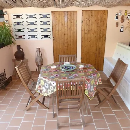 Isabel * Mahon (Menorca)